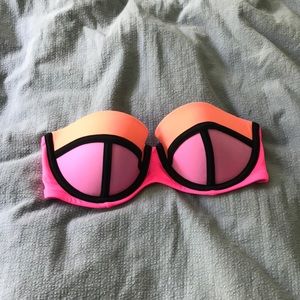 Amazing never worn color block bathing suit top